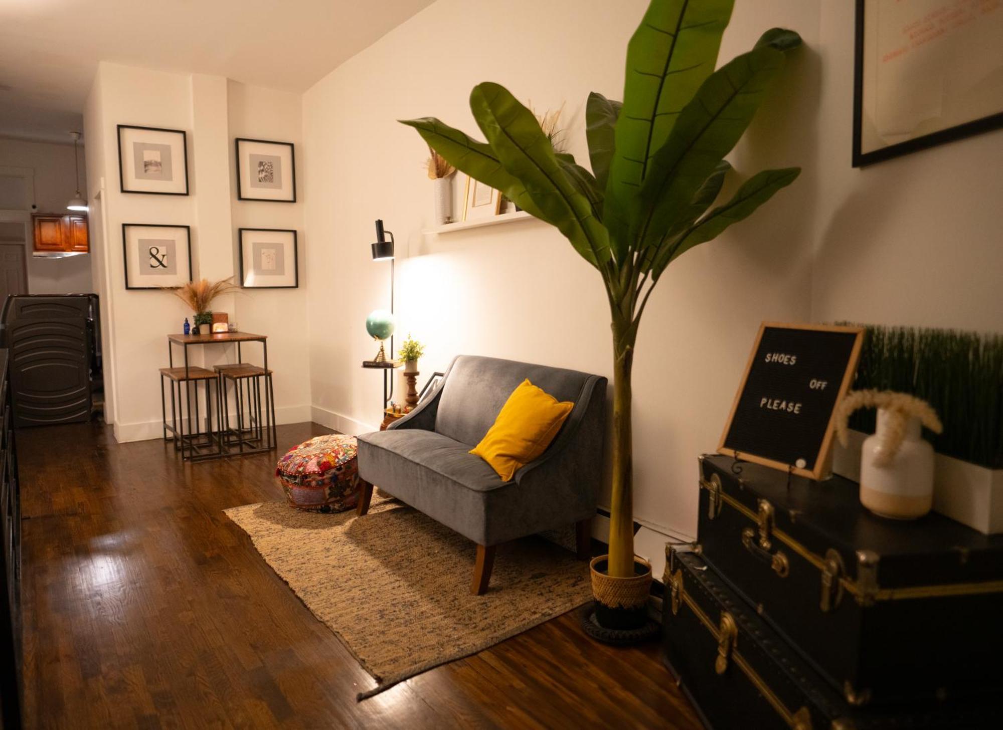 Private Room With Private Bathroom And Backyard New York Eksteriør bilde